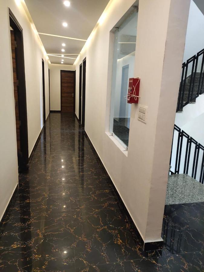Hotel Fortune Inn By F9 Hotels Нойда Екстер'єр фото