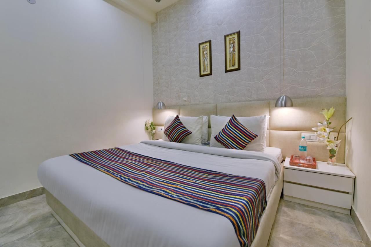 Hotel Fortune Inn By F9 Hotels Нойда Екстер'єр фото
