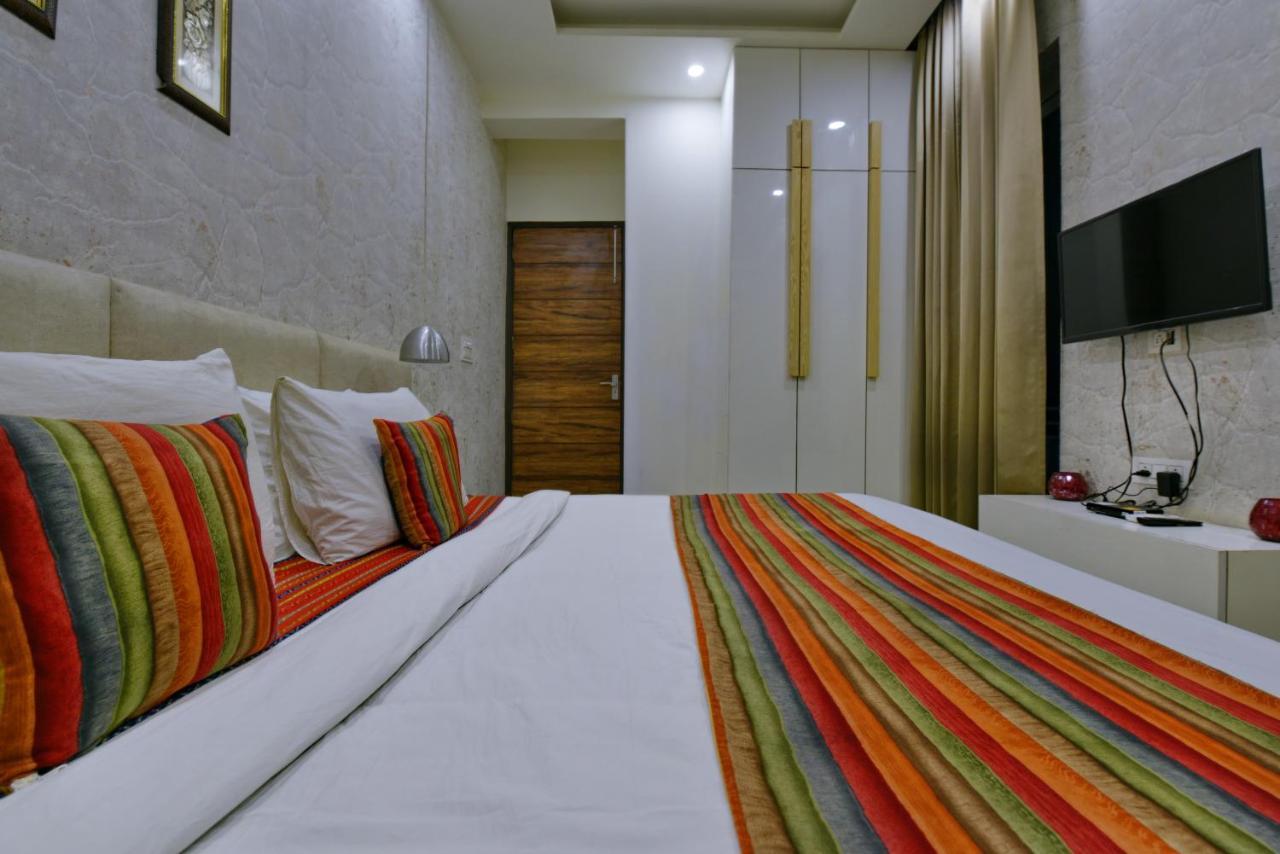 Hotel Fortune Inn By F9 Hotels Нойда Екстер'єр фото