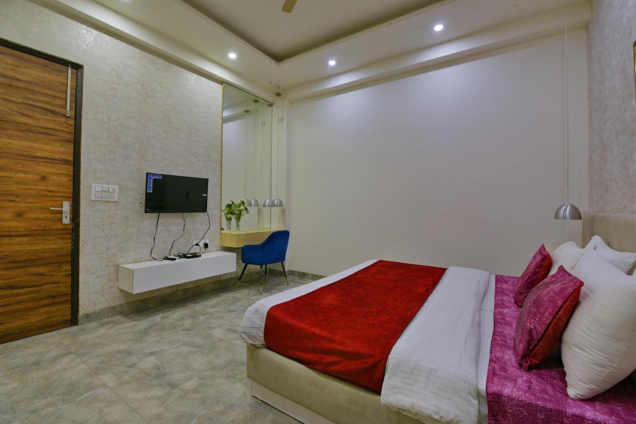 Hotel Fortune Inn By F9 Hotels Нойда Екстер'єр фото
